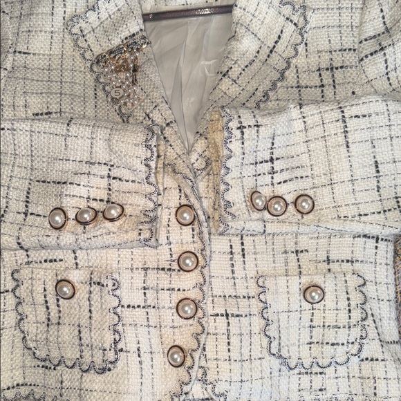 Tweed Blazer Jacket Gold Button Textured Structured Spring Chic - Picture 8 of 8